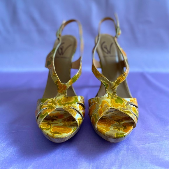 Gino Vaello High Heal Shoes - Picture 2 of 3